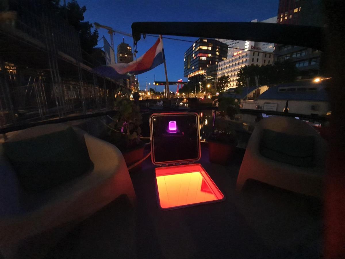 Hotel De Coaster & Aquarium Ponton Rotterdam Zewnętrze zdjęcie